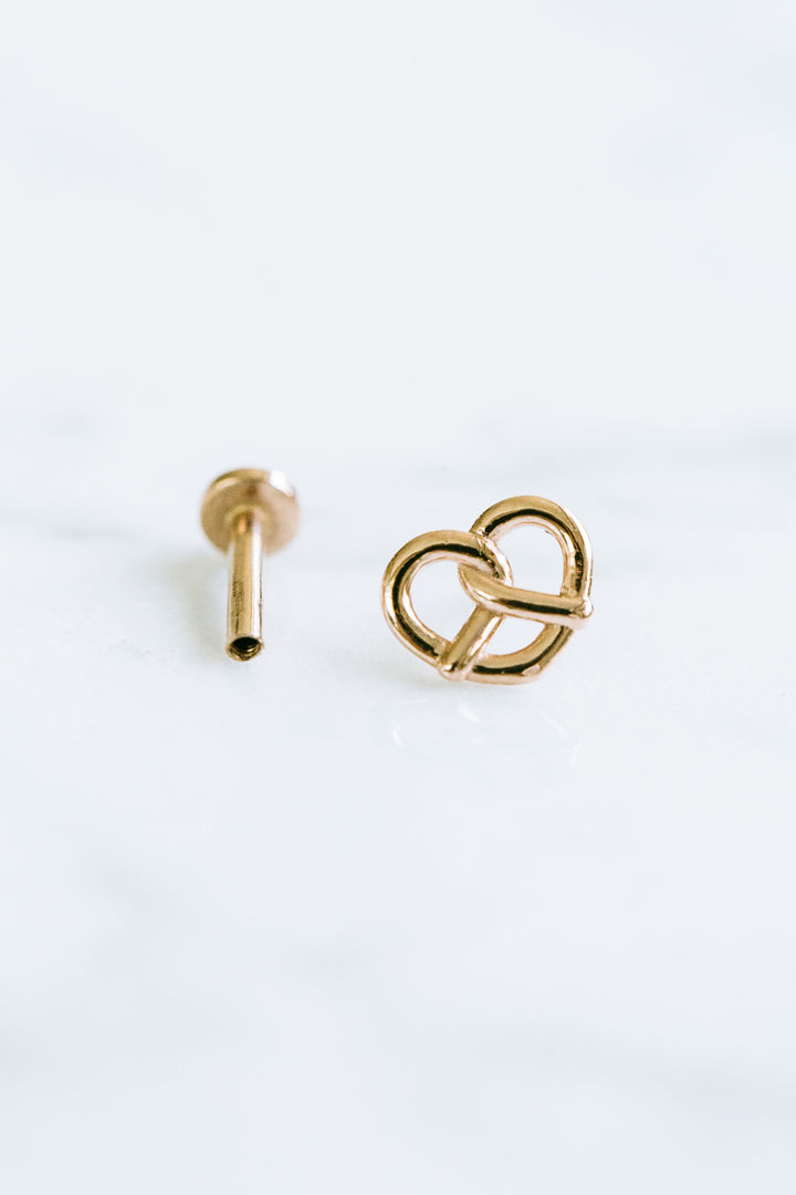 [LLOYD] 14K☆Heart pretzel Earrings 14k Pretzel Heart Stud Earrings, New York Pretzel Love